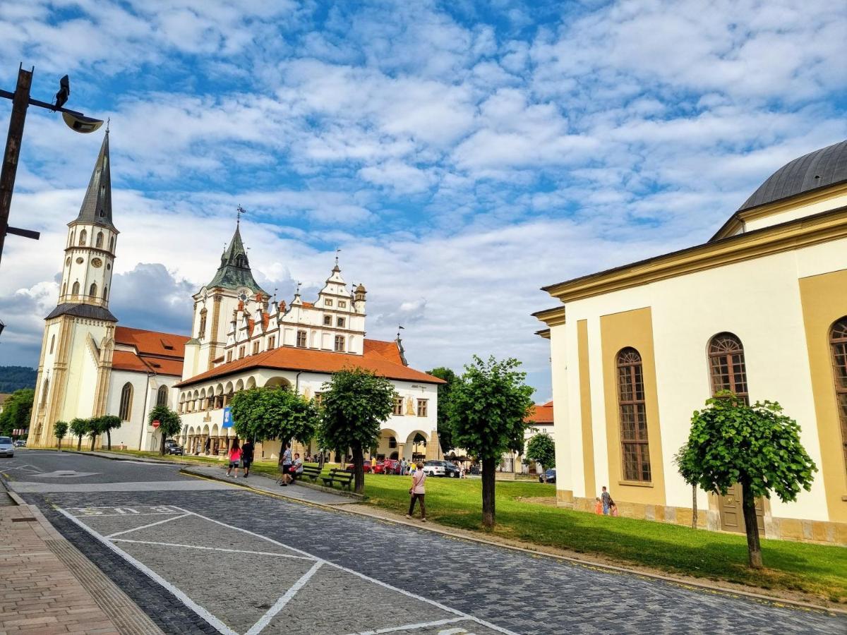 Apartment In A Historical House In The Center Of Levoča Exteriör bild