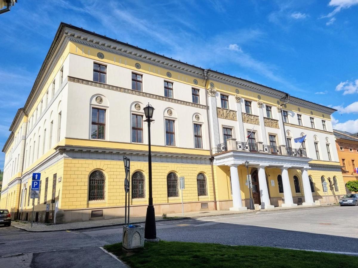 Apartment In A Historical House In The Center Of Levoča Exteriör bild
