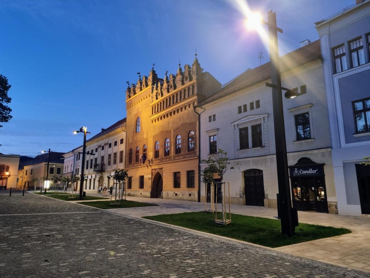 Apartment In A Historical House In The Center Of Levoča Exteriör bild