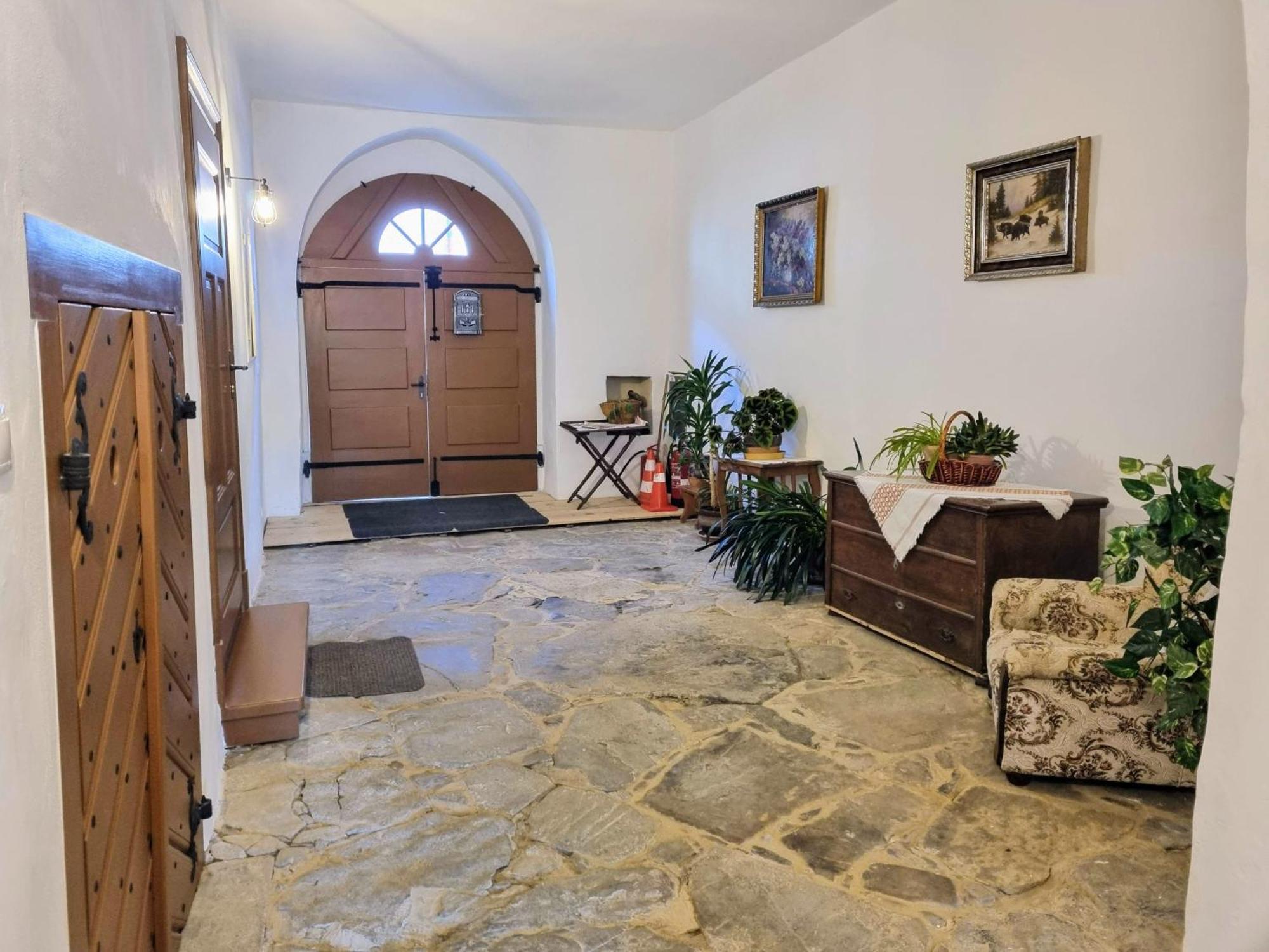 Apartment In A Historical House In The Center Of Levoča Exteriör bild